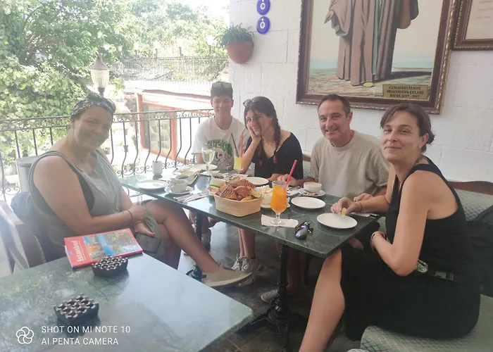 Hotel Solomon's Mansion 3*