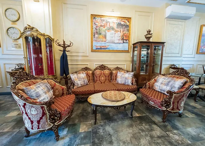 Solomon's Mansion Hotel 3*