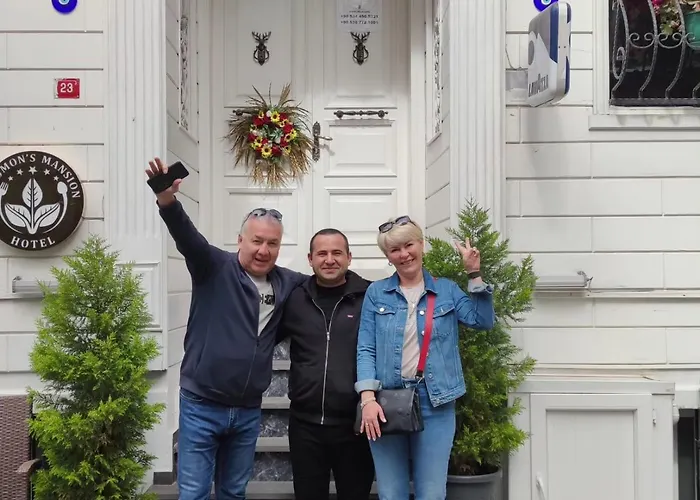 Hotel Solomon's Mansion