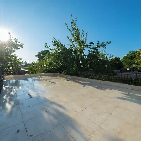 Solomon's Mansion 3*